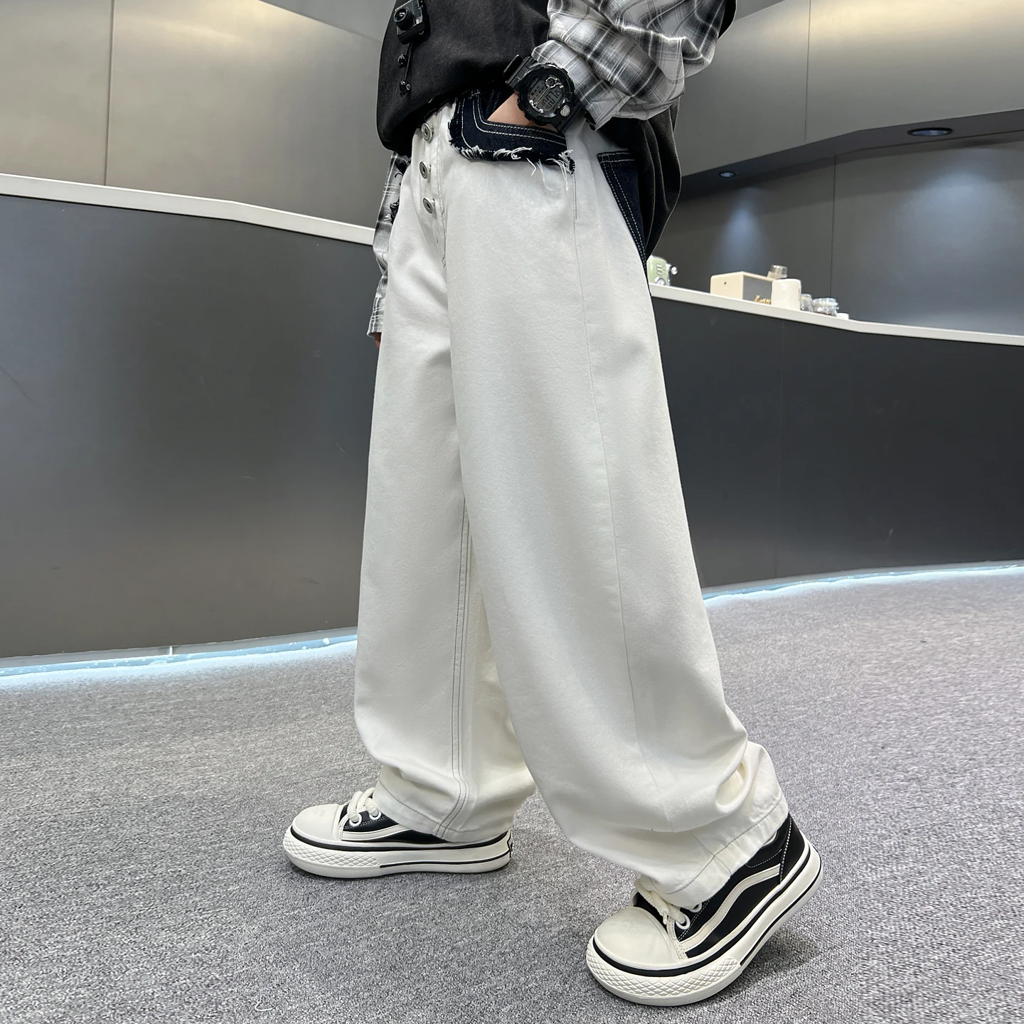 

Cool Children Street Style White Jeans For Spring Boys Novelty Design Kids Boy Fashion Streetwear White Jeans Trousers 4-14 Y