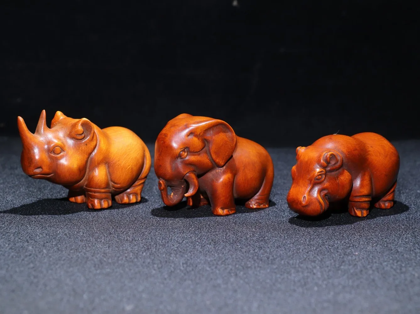 Miniature elephant, rhinoceros, hippo, handmade wooden animal figurine, African three treasures sculpture, home decoration handi