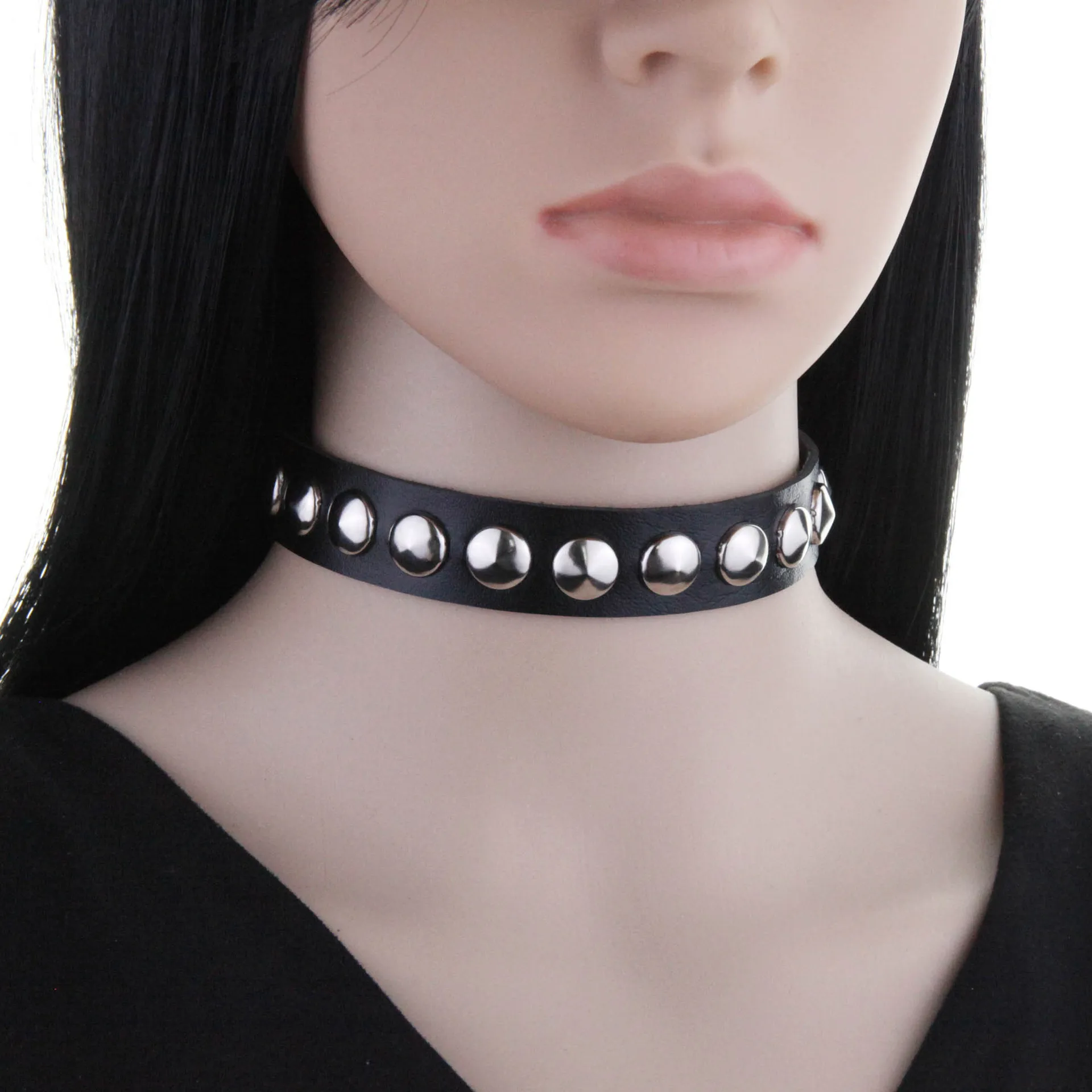 Trendy Vintage Leather Round Choker Collar Necklaces Harajuku Women Punk Choker Necklace Goth Jewelry Accessories