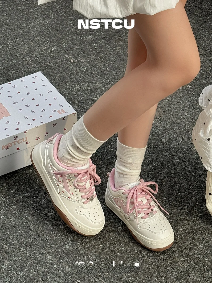 

NSTCU Women's Sporty Casual Shoes Thick Bottom Original Design Summer Fashion Low Top Lace-Up Sneakers Versatile Footwear
