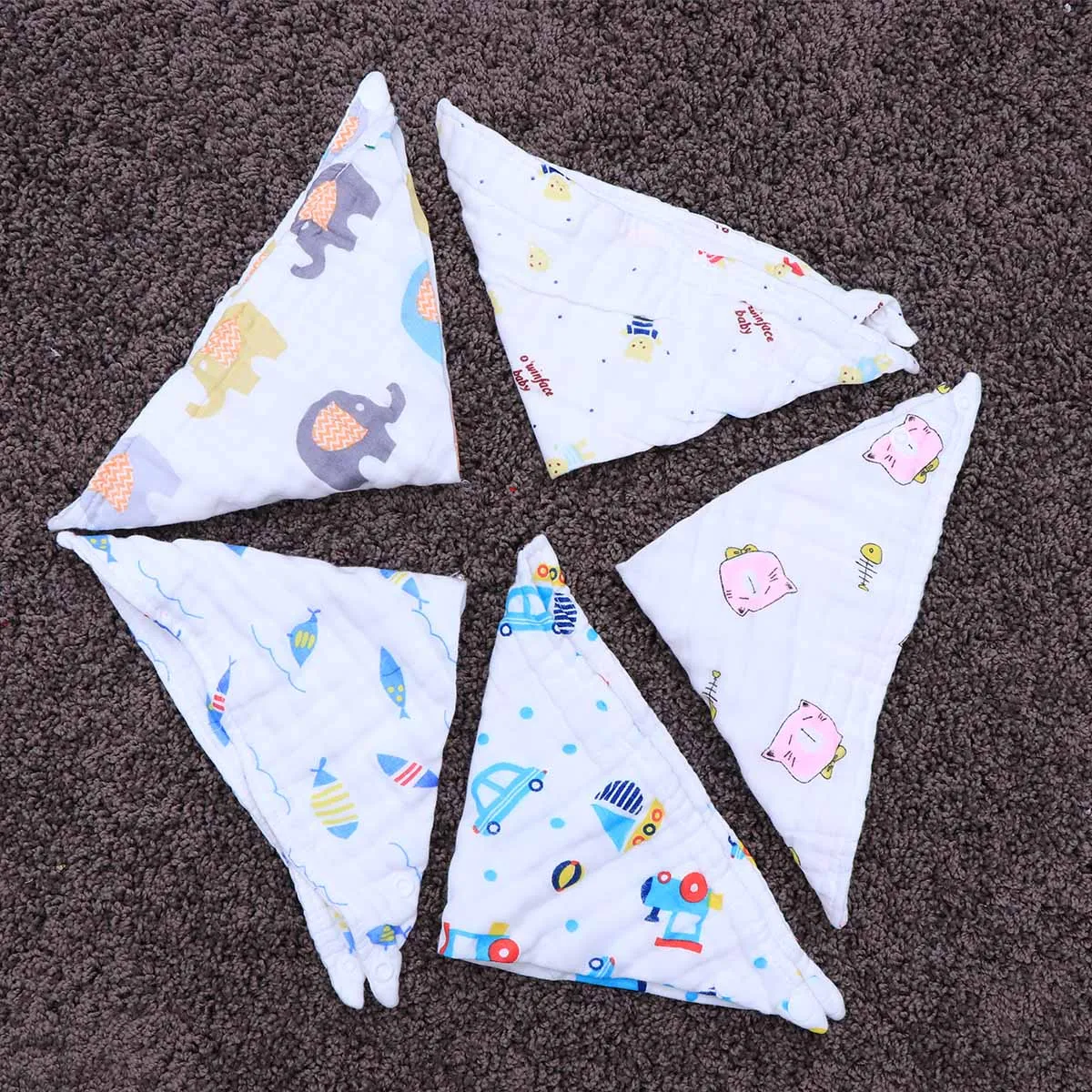 

Детские нагрудники для мальчиков и девочек, хлопковый треугольный шарф для новорожденных, бандана, нагрудники, впитывающие мягкие полотенца для слюны, детские полотенца со слюной