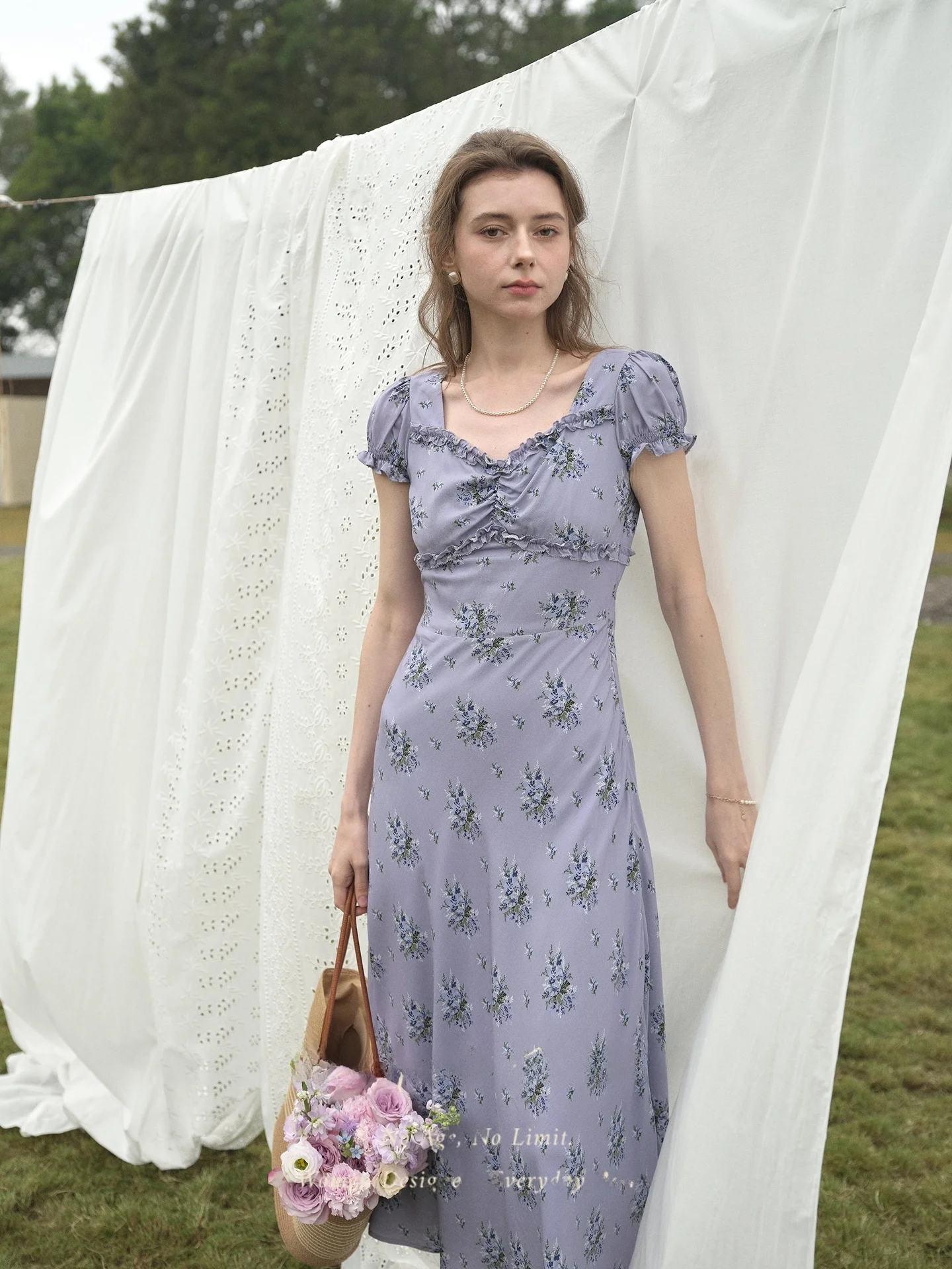 

SimpleRetro Floral Cotton Blend Women's Dress Short Sleeve Tea Break Skirt French Style Natural Waist A-Line Dress U-Neckline