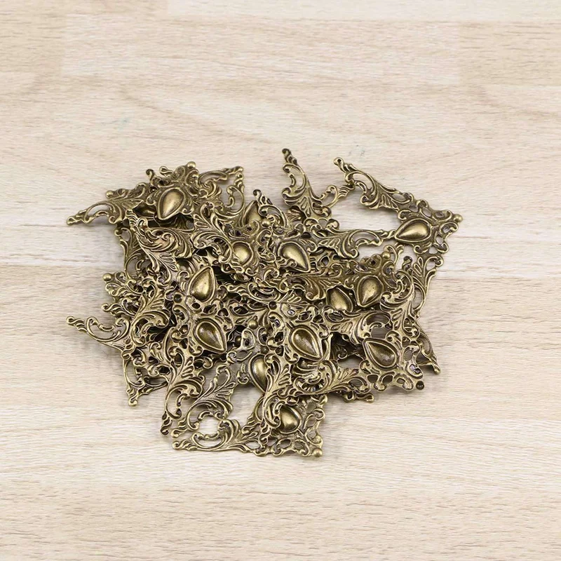 صندوق حماية الزاوية لكتاب معدني عتيق ، غلاف زخرفي للزوايا ألبوم القصاصات ، 24