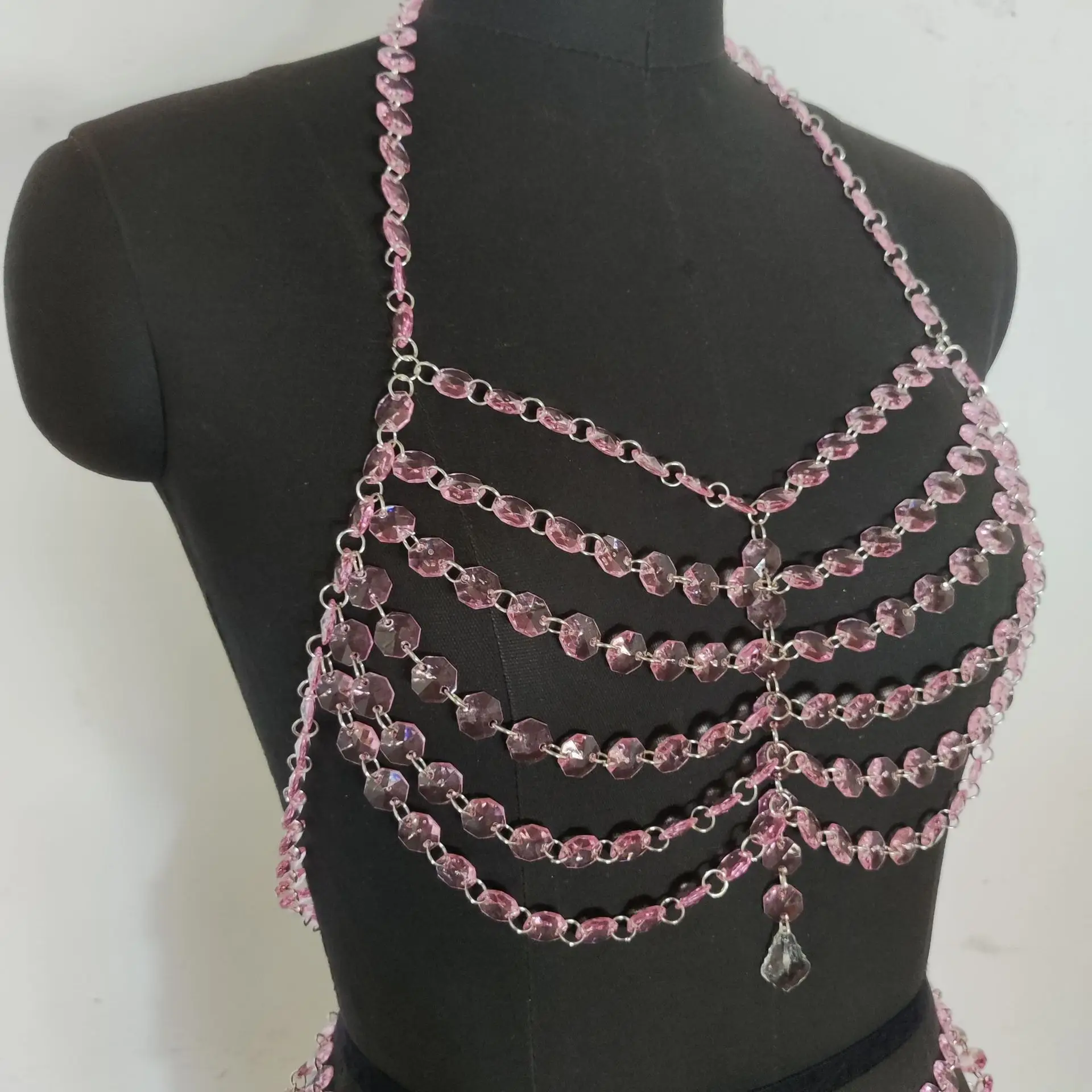 ชุดเซ็กซี่สองชิ้นแบบหลายชั้นประดับลูกปัดแฟชั่น พร้อมสายคาดเอว ดีไซน์ข้ามพรมแดน เสื้อกล้ามเซ็กซี่