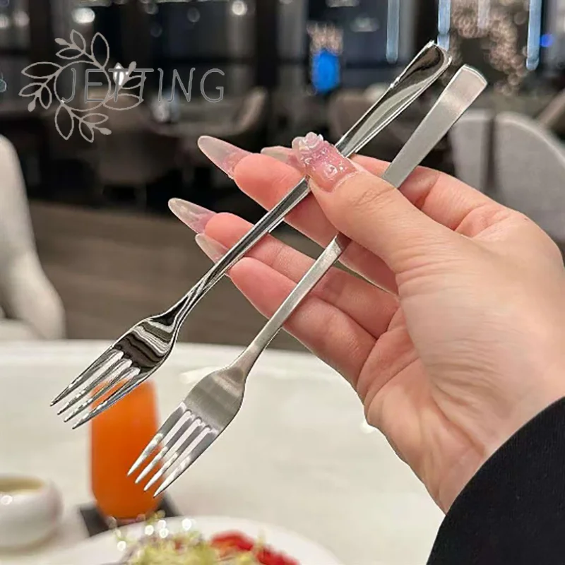 

Горячая обеденная вилка из нержавеющей стали с длинной ручкой, набор столовых вилок, корейские столовые приборы, четыре зубца, салат, десерт, фруктовые вилки, кухня