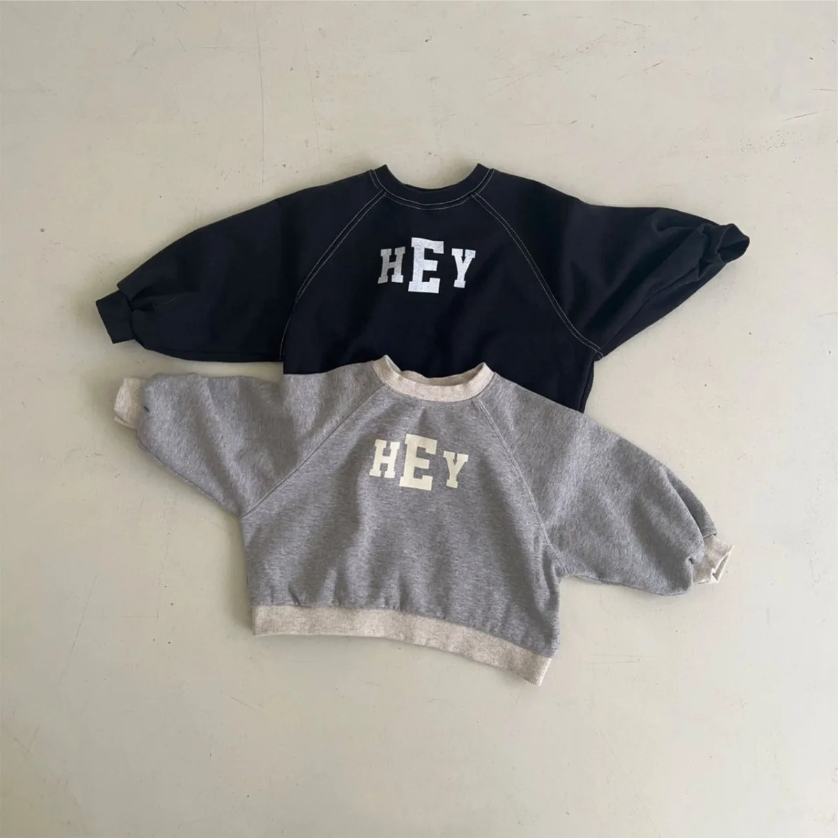 

2025 Autumn New Fashion Letter Print Children Long Sleeve Casual Sweatshirt Boys Girls Loose Pullover Kids O-neck Tops