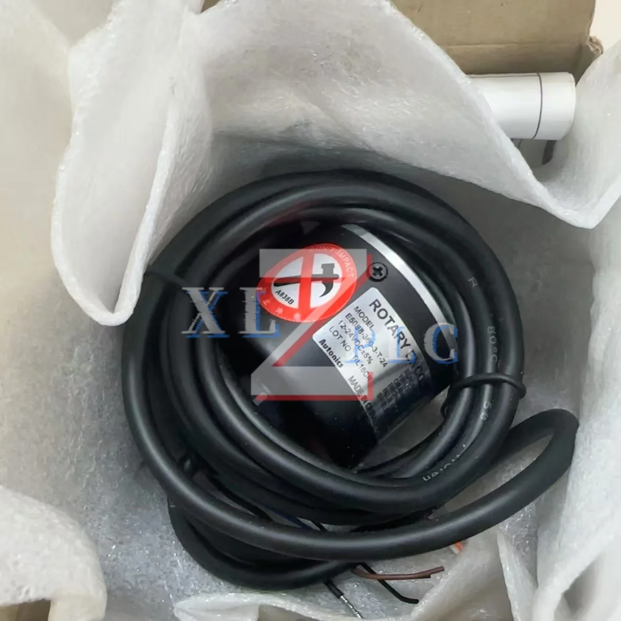 새로운 오리지널 인코더 E40S6-2000-3-T-24 E50S8-360-3-T-24