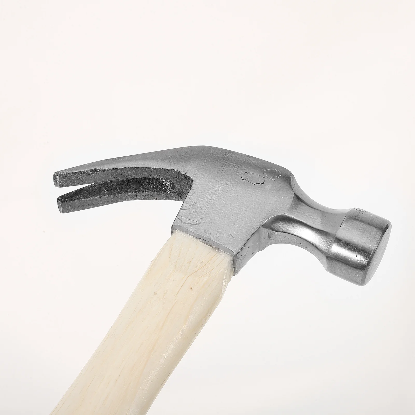 

Multi-Purpose Claw Hammer Steel Wood Construction Non-Slip Handle Ergonomic Design for Carpentry Woodworking Nailing Tool