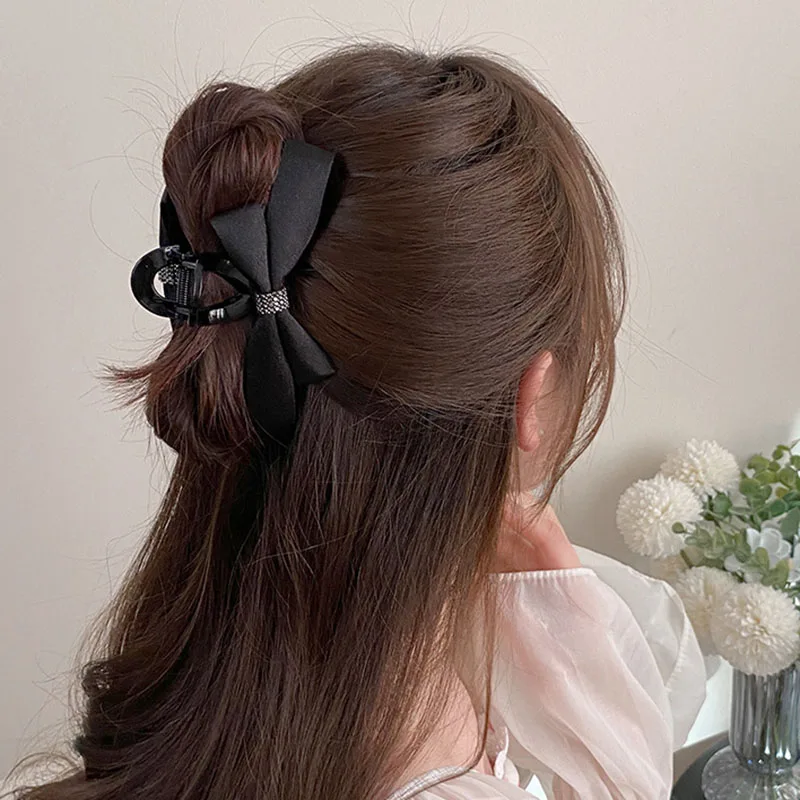 

Fashionable Black Satin Bowknot Barrettes Hair Claw Woman High Quality Adorable Rhinestone Hair Clip Headwear Accessories