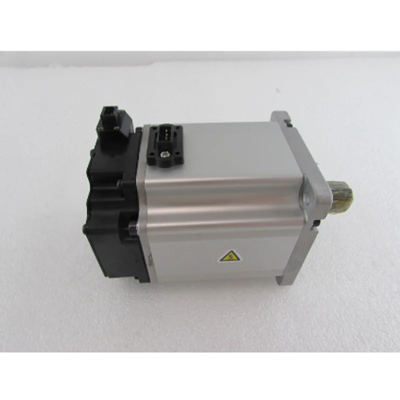 

New In Box Servo Motor MSMD011P1S