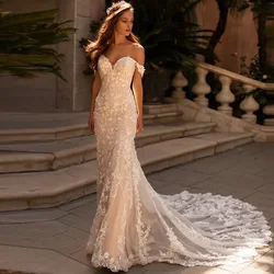 Women's Off Shoulder Mermaid Wedding Dress Lace Appliques Sweetheart Neck Long Train Elegant Bridal Gown for Beach Wedding Party