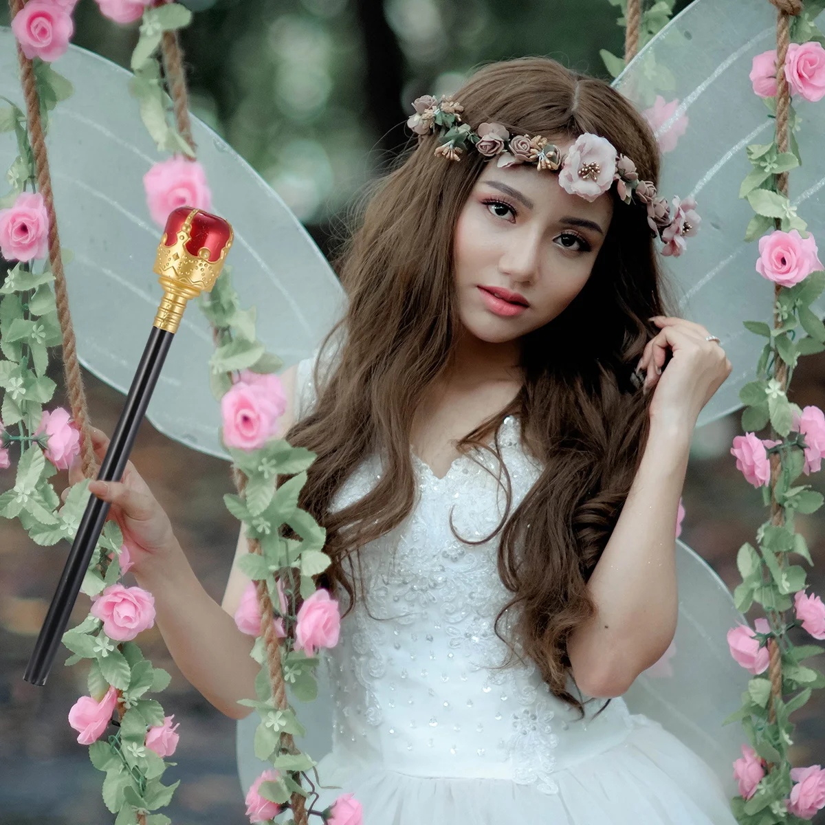 

2Pcs Halloween Scepters Exquisite Royal Wands for Cosplay Masquerade Party Performance Halloween Scepter Set