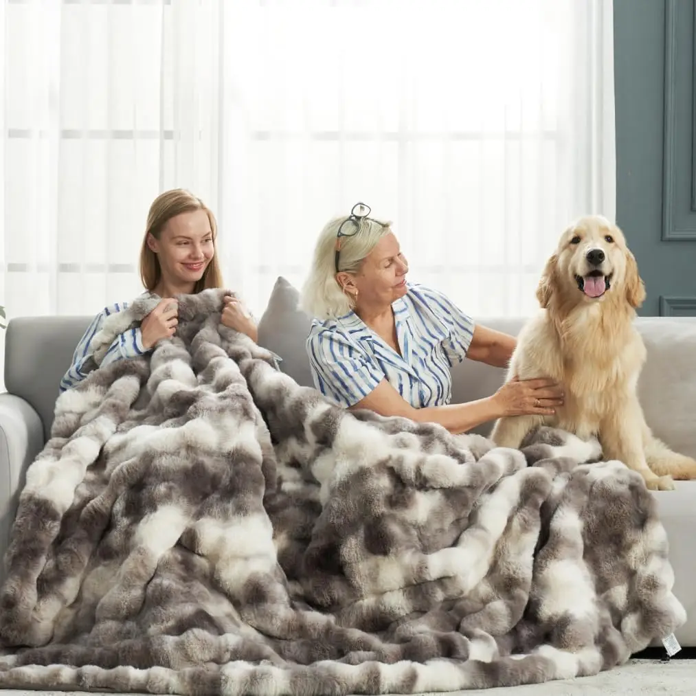 Cozy Bliss Faux Fur Throw Blanket for Couch, Fuzzy Soft Plush Thick Bubble Blanket for Sofa Bedroom Living Room