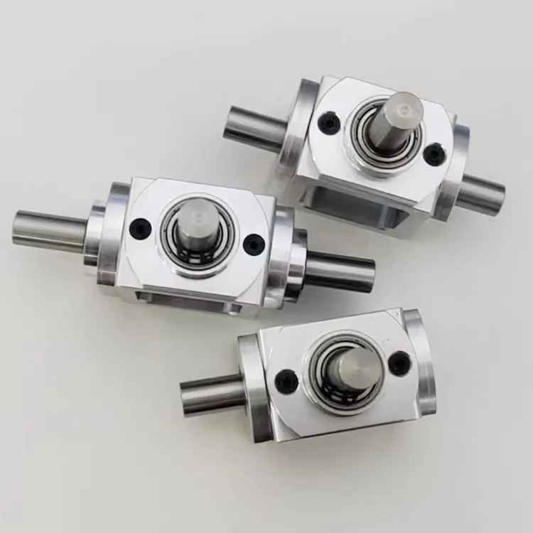 Small 1:1 T Type Cross Commutator Shaft Diameter 10mm Right Angle Drive Gearbox Bevel Gearbox Rotation