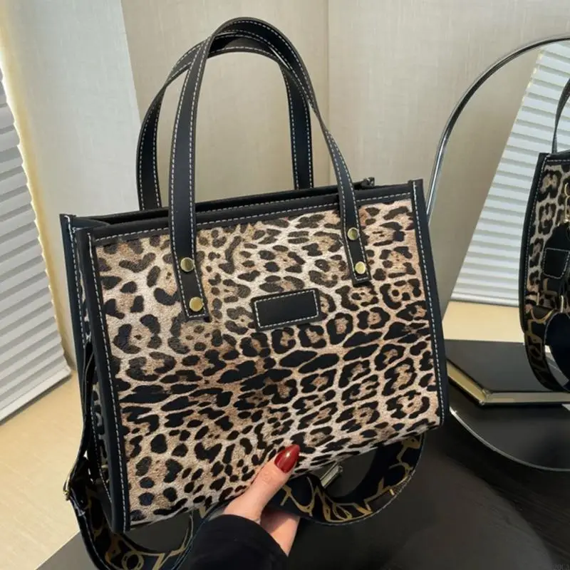 حقيبة كروسة من جلد النمر الحديثة Pu Pu Crossbody للنساء حقيبة الكتف مع حزام قابل للتعديل لأي مناسبة 20ca