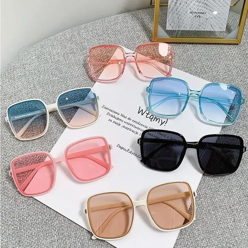 

New Retro Large Square Frame Anti-Ultraviolet Uv400 Sunglasses Gradient Color Lens Men And Women Universal Travel Glasses