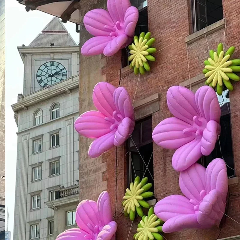 زهور قابلة للنفخ مع منفاخات، نماذج هوائية نباتية، دعامات تزيين عشب مربعة لمركز التسوق في الهواء الطلق
