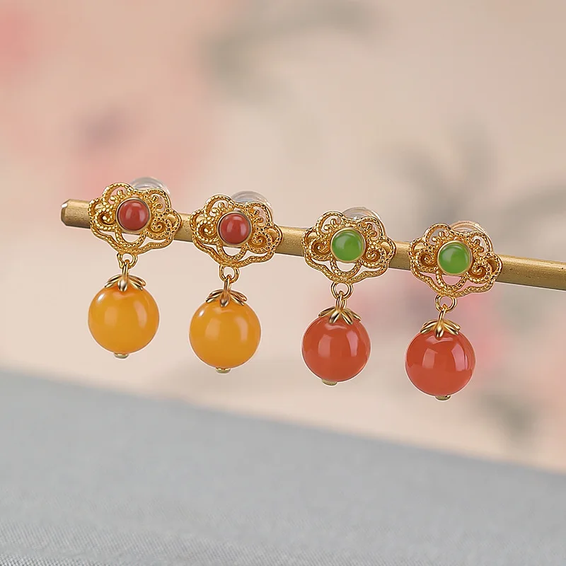 

S925 Sterling Gold-Plated Red Agate Jasper Amber Elegant Ruyi Round Bead Silver Earrings