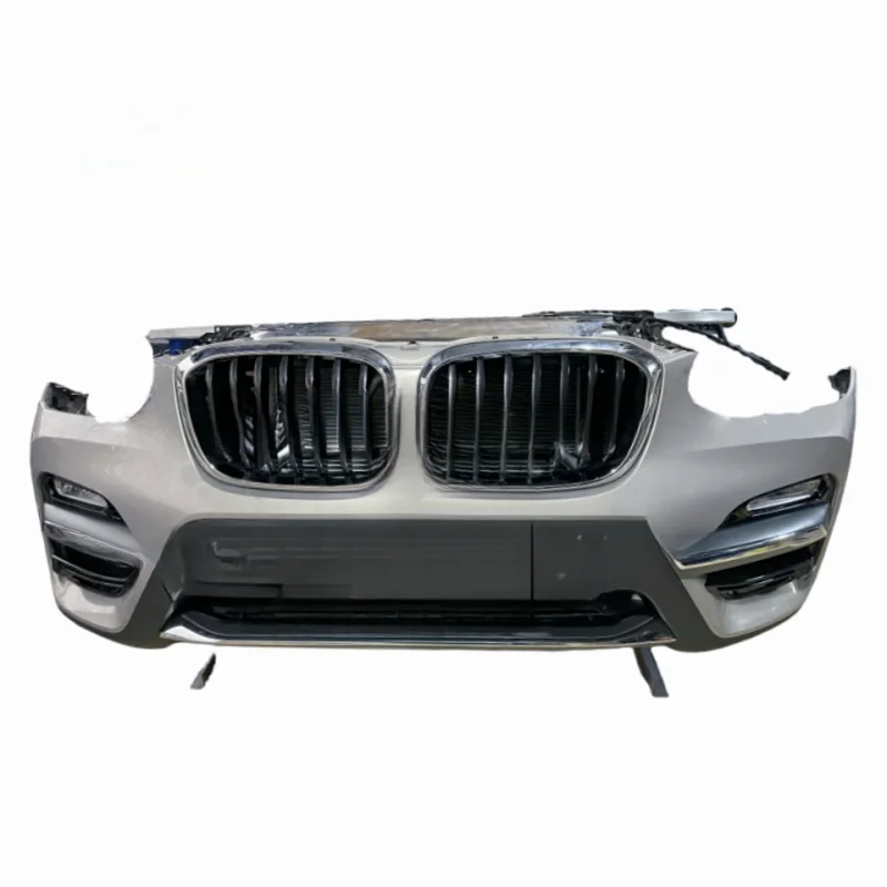 

Для BMW X3 G01 G02 (2019): Оригинальный б/у комплект переднего бампера с электронным вентилятором и радиатором