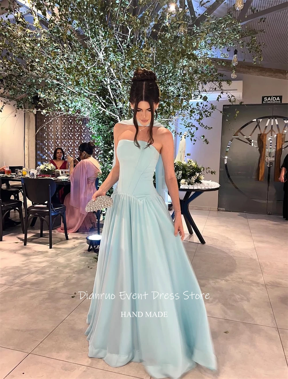 فستان سهرة طويل بدون حمالات من Dianruo فساتين شيفون متدفقة للنساء أشرطة A Line متجدد الهواء فيستدوس دي فييستا أنيقة مخصصة