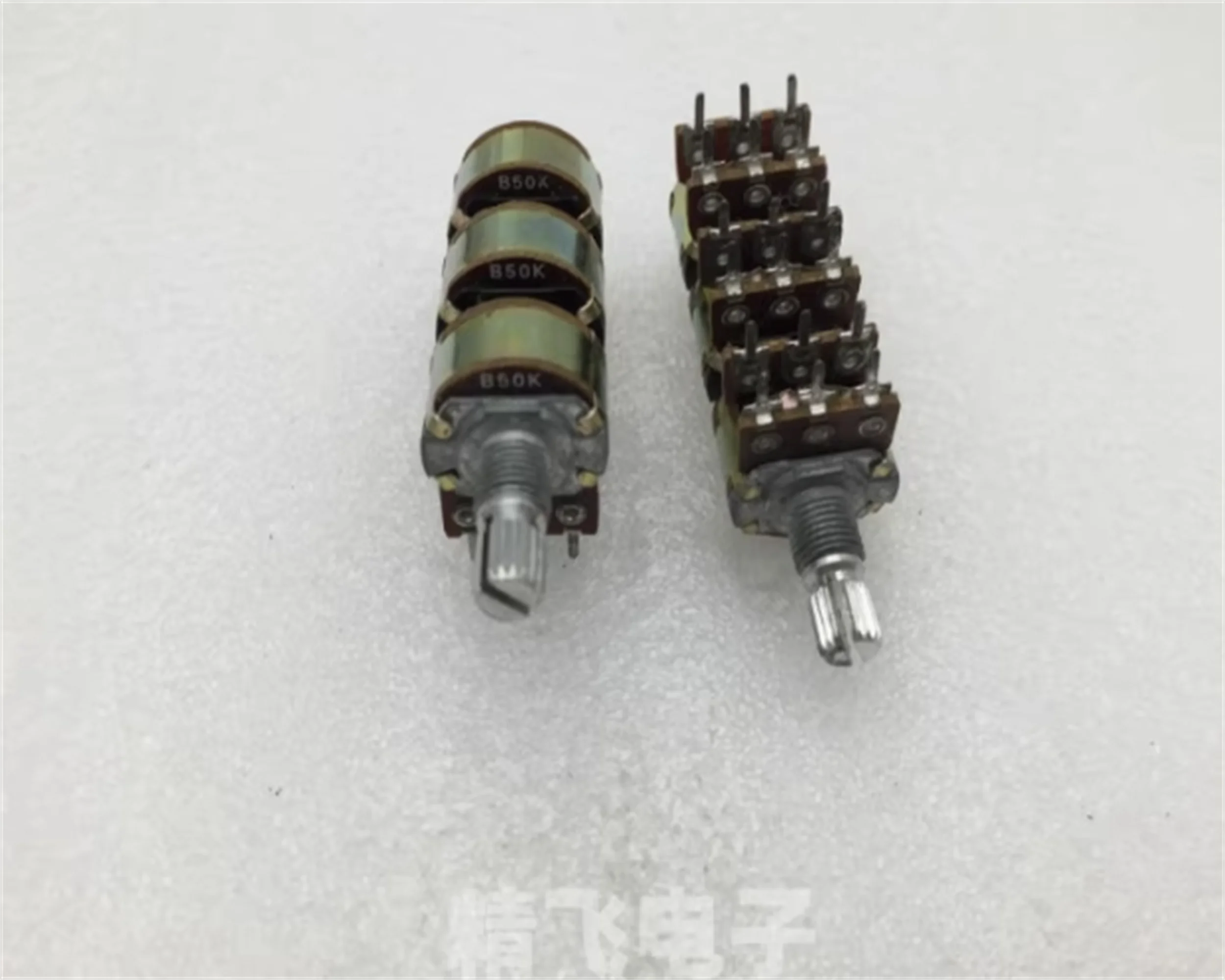 1 pcs  High quality RK16 six link potentiometer B50K * 6 axis length 15MM serrated