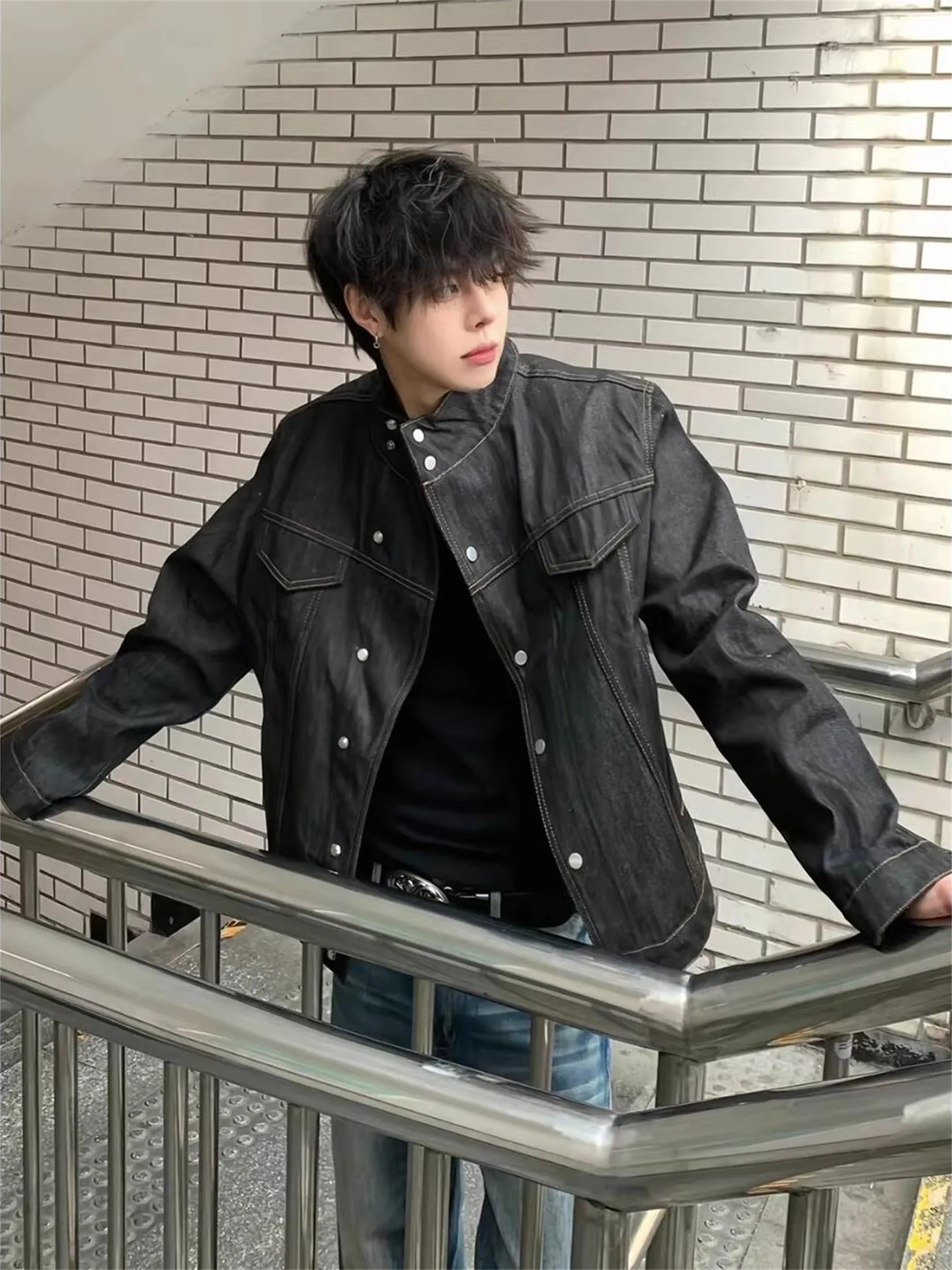 Black Stand Collar Padded Shoulder Denim Jacket Men's Short Washed Rigorous Cleanfit Workwear Style Zipper Closure Outerwear