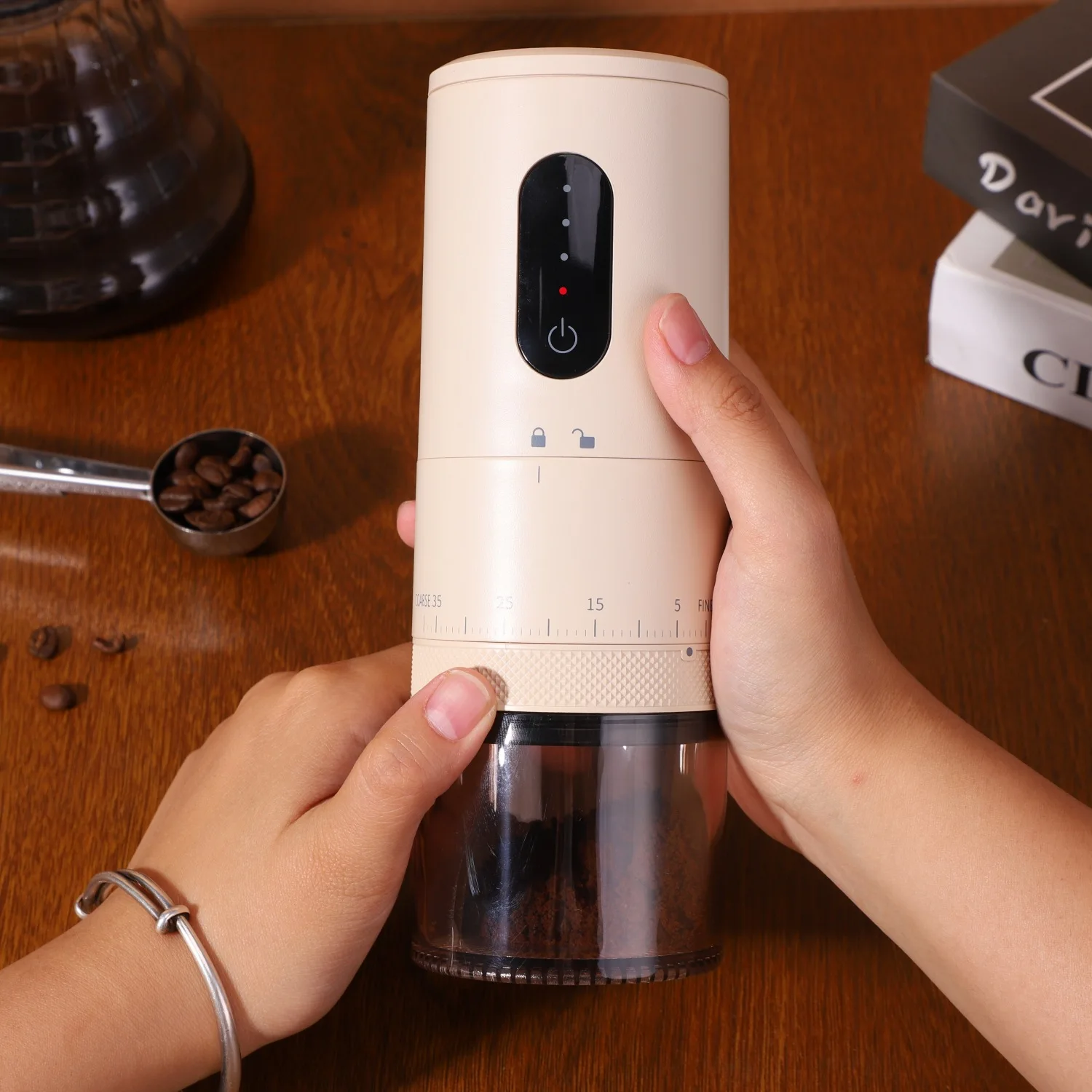 مطحنة القهوة الكهربائية نوع C USB تهمة المحمولة آلة طحن أوتوماتيكية لحبوب البن مطحنة طحن أوتوماتيكية بالكامل