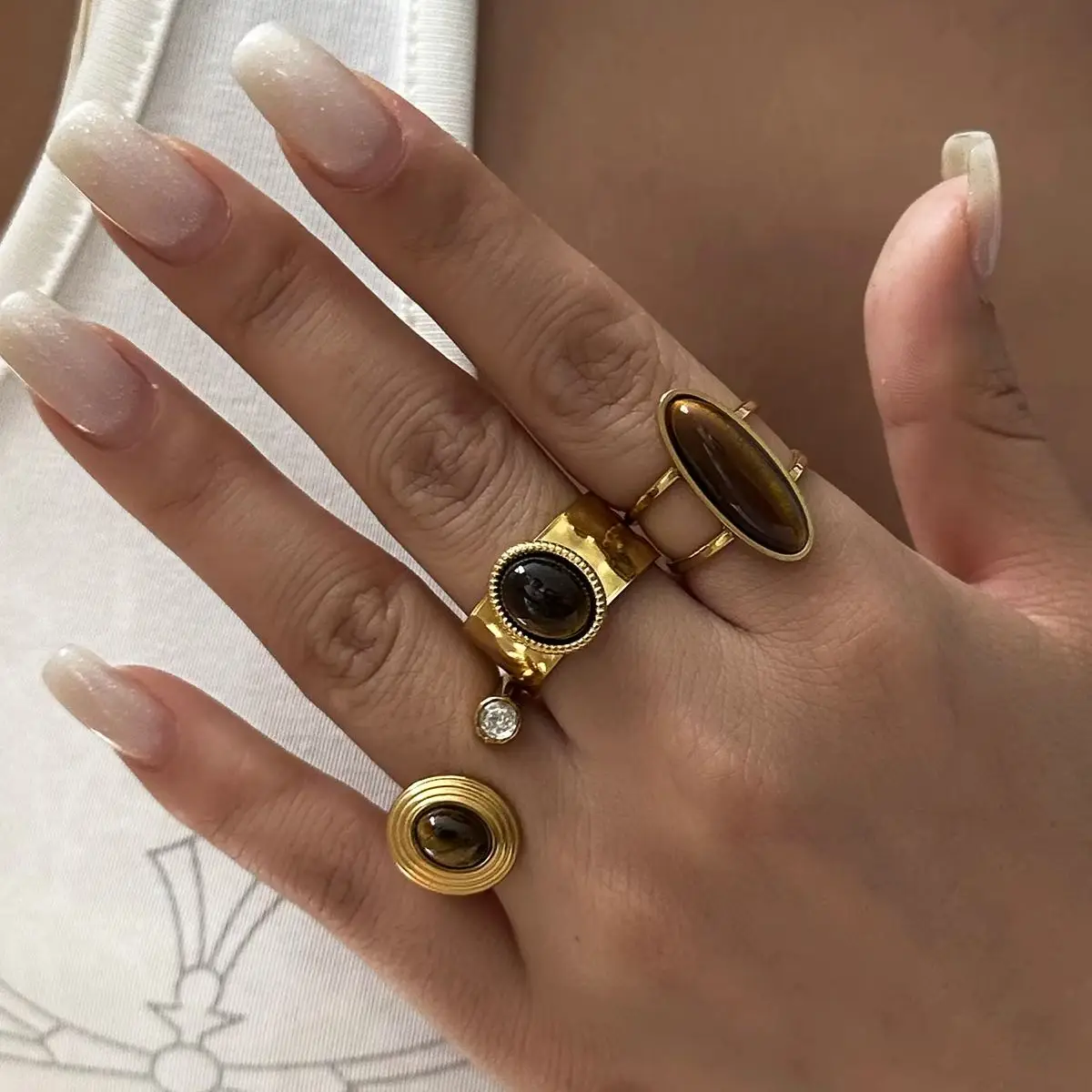 Gold Plated Stainless Steel Tiger Eye Stone Ring For Women Vintage Hammered Texture Stackable Finger Finger Waterproof Jewelry