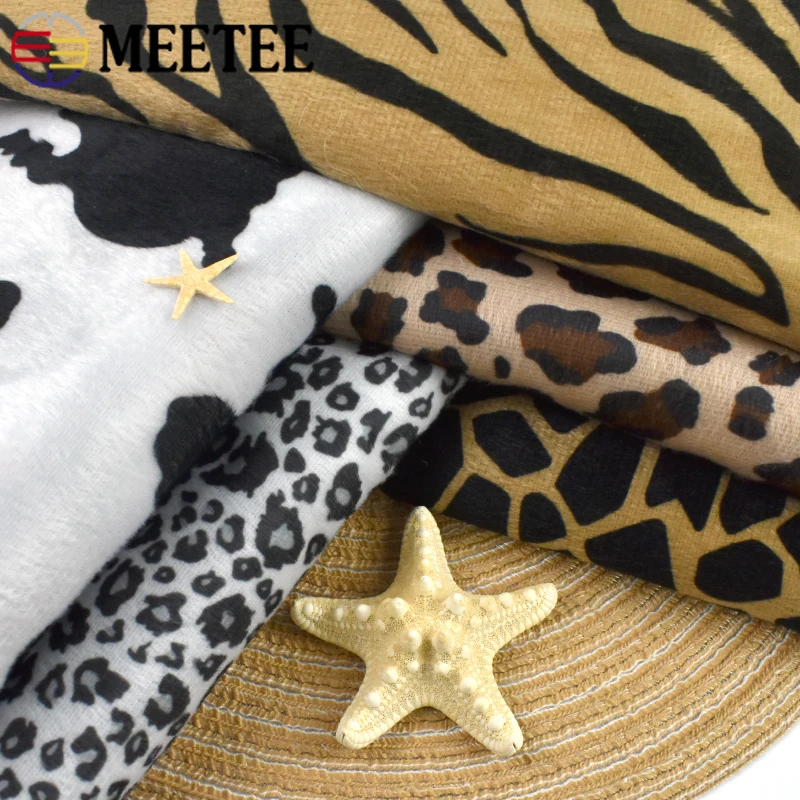 

45/90*145cm 0.4mm Thick Tiger Leopard Fabrics for Sofa Cover Plush Jacquard Fabric Toy Garment Decorative Cloth Crafts Materials