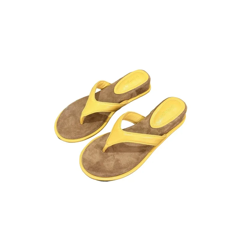 

White Sandals Low Heels Slippers Yellow Shoes Woman Designer Wedge Flip Flops Casual Black Chunky Heels Ladies Slippers 2026