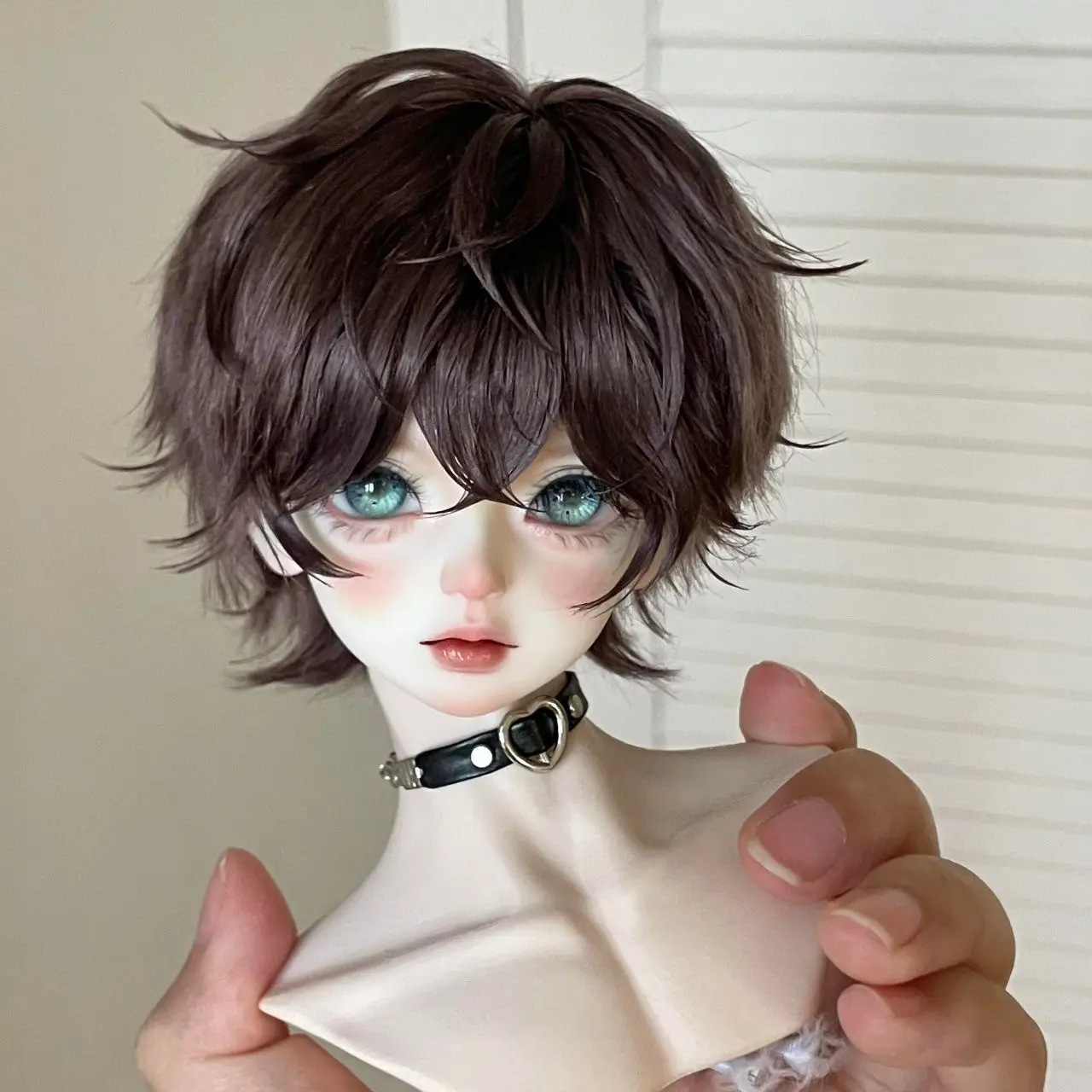 Dark Brown Messy Short Wavy Bjd Doll Wig, Layered Anime Boy Hair, Fiber Replacement Wig for 1/3 1/4 1/6 Bjd Doll Custom Dressing