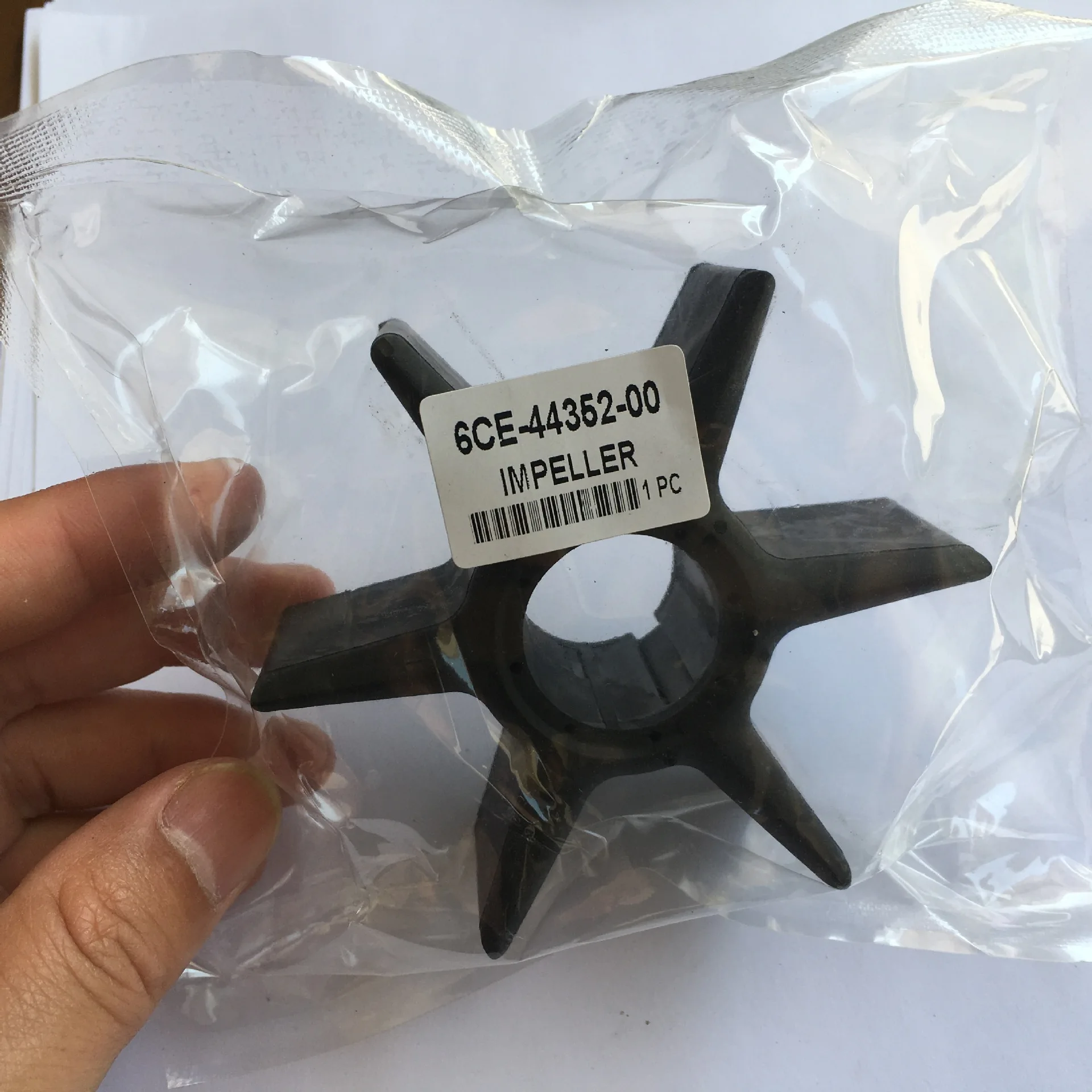 

Крыльчатка водяного насоса подвесного мотора 6CE-44352-00 18-45617 для Yamaha 225P 250P 300P