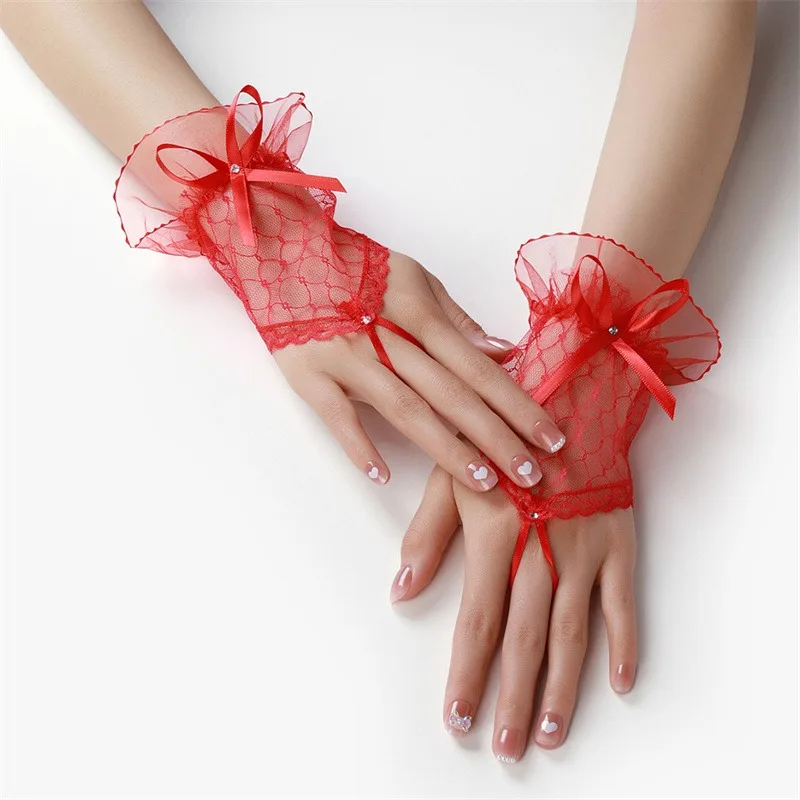 Gants en dentelle évidés pour femmes, gants de patients courts élégants, accessoires de fête de mariage, noir, rouge, blanc, nouveau, 2024