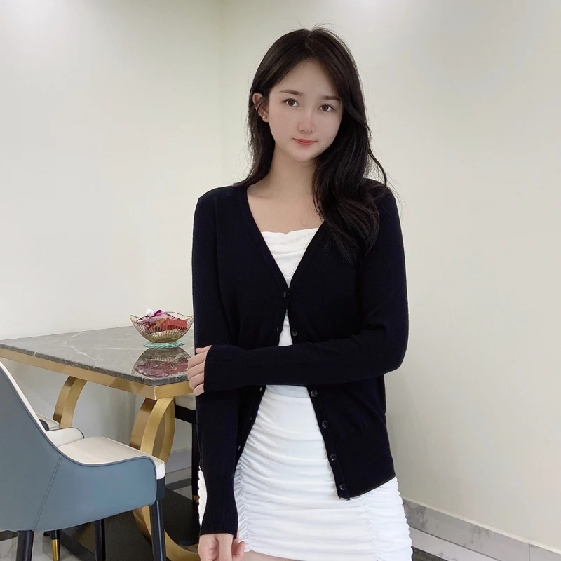 Thumbnail 4 - #9 Trending Womens Cropped Knit Sweaters Right Now