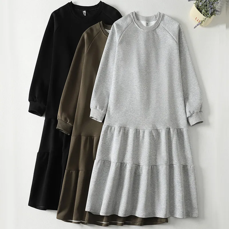 

SuperAen Весна-Осень 2026 Новинка: Свободное платье-свитшот в японском стиле с круглым вырезом, длинными рукавами и складками