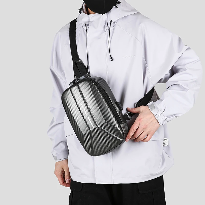

Сумка-слинг из карбонового волокна с жестким корпусом, кодовым замком и портом для зарядки, нагрудный рюкзак через плечо для мужчин, повседневный городской рюкзак для путешествий, работы и спорта