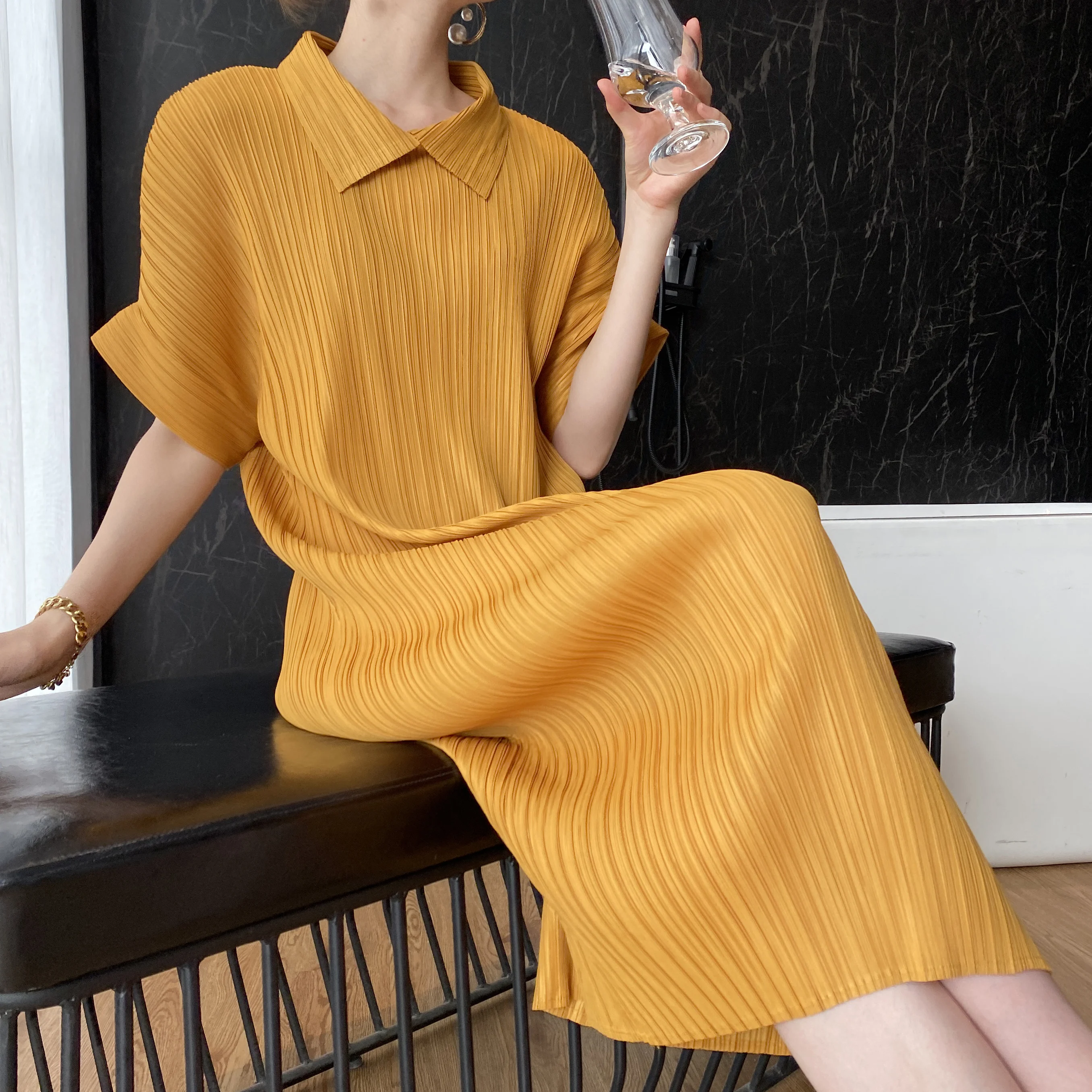 

2024 summer new high-end pleated advanced sense of soft fabric to hide meat slimming fashion dress