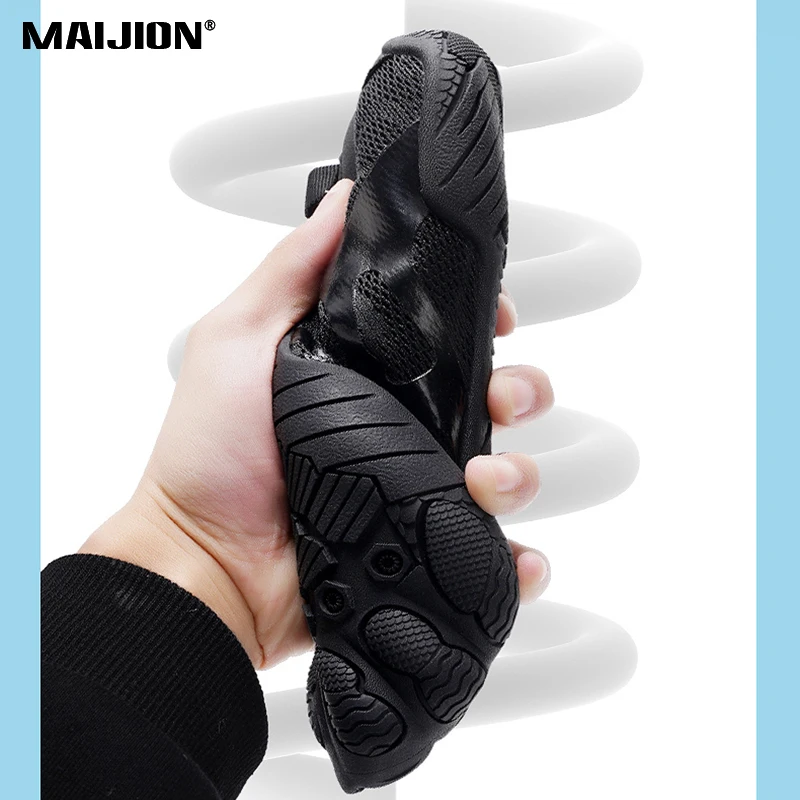 Outdoor Non-slip Wading Sneakers for Men Women Beach Walking Aqua Shoes Unisex Mesh Breathable Upstream Barefoot Water Shoes