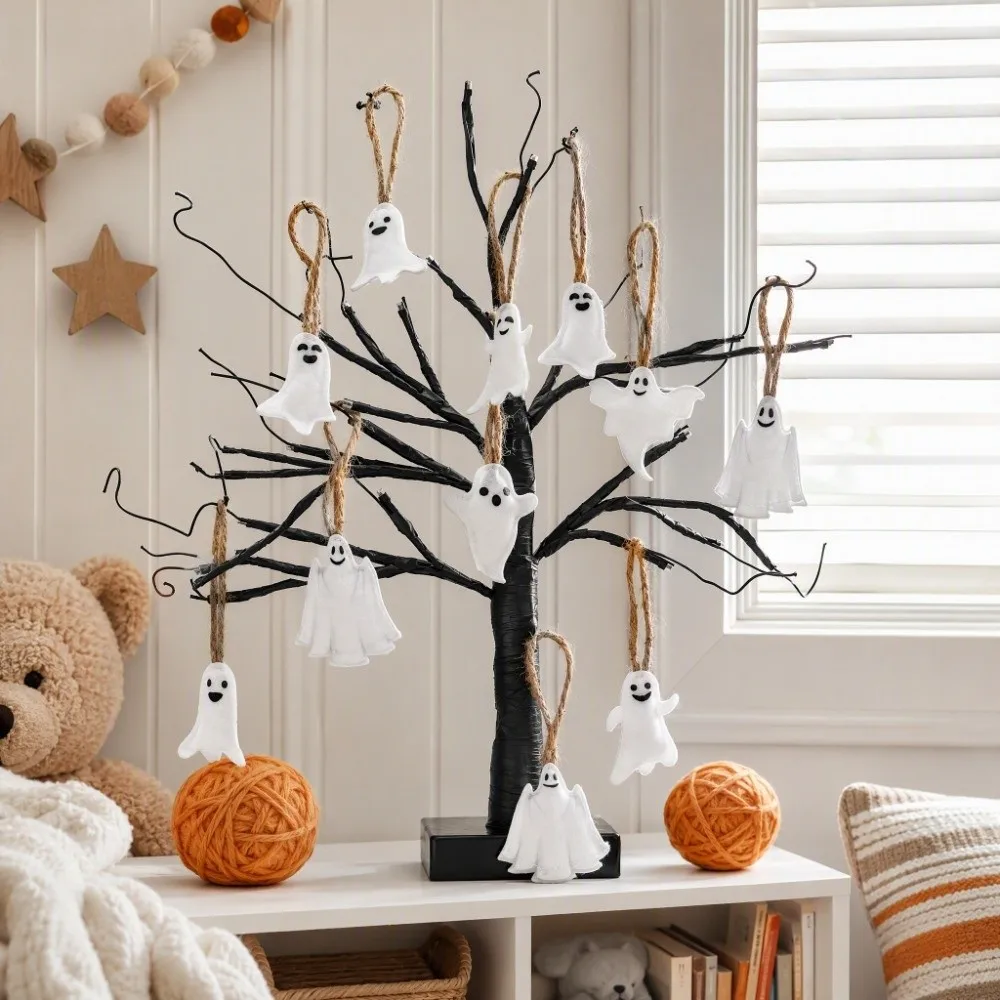 24PCS Ghost Venue Layout Halloween Ghost Hanging Decoration Hangable Felt White Ghost Halloween Ornament 24PCS Halloween Party