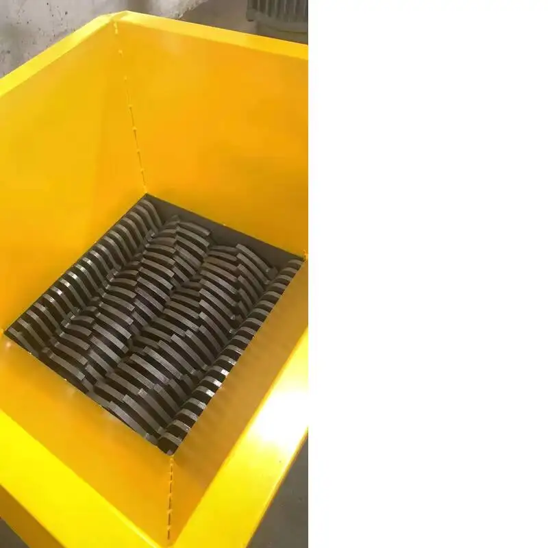 

Small Shredding Machine For Recycling Metal, Non-Metal, And Plastic Electrical Waste