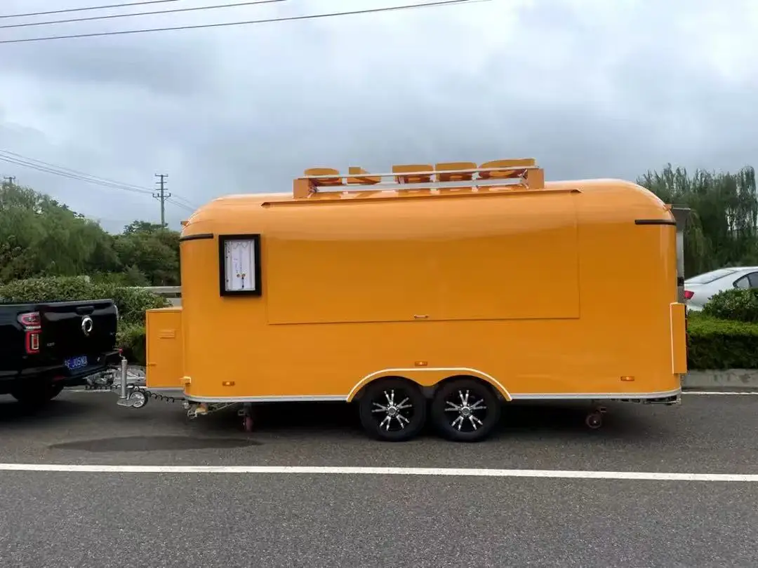 

Коммерческий фургон-кофейня для мороженого, пончиков, пиццы и бургеров с полным кухонным оборудованием