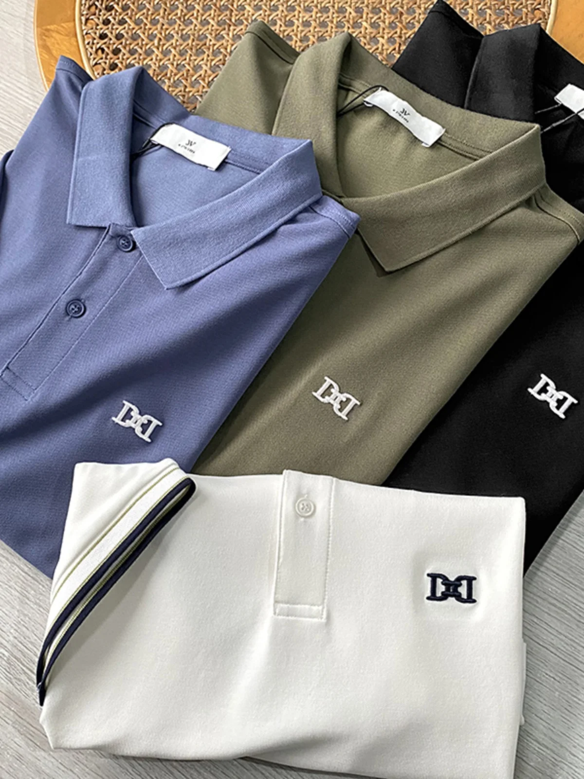 Summer Men's Lightweight Busin Casual ort Sve irt Faionable Ci Sle Pure Color Loose Fit Breathable