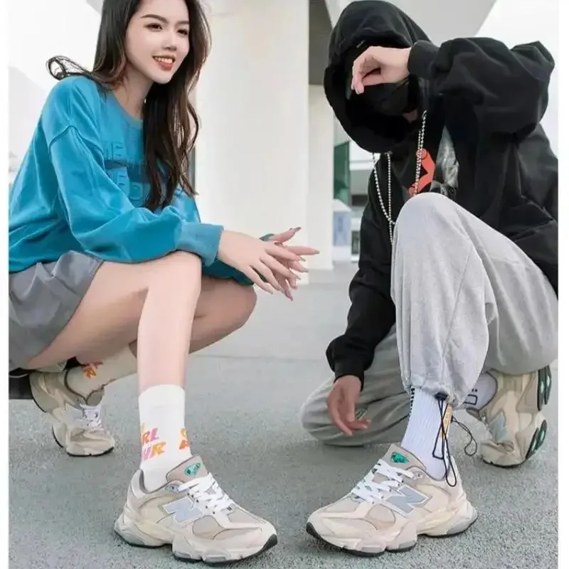 

Кроссовки в консервативном стиле, новое летнее издание uomo Scarpe 2026, европейские и американские тенденции, повседневная обувь