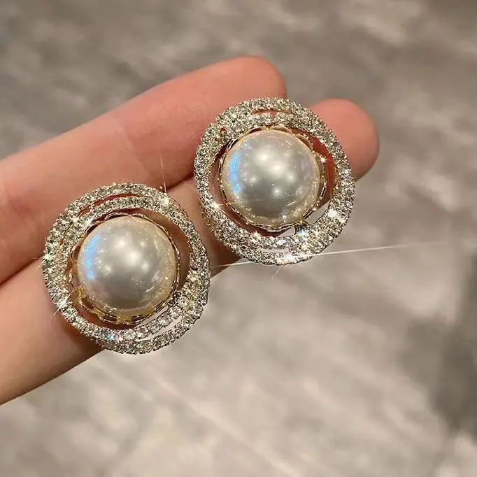 Trendy Unusual Geometric Simulated Pearl Clip on Earrings for Woman Non Pierced Exquisite Fashion Jewelry Party