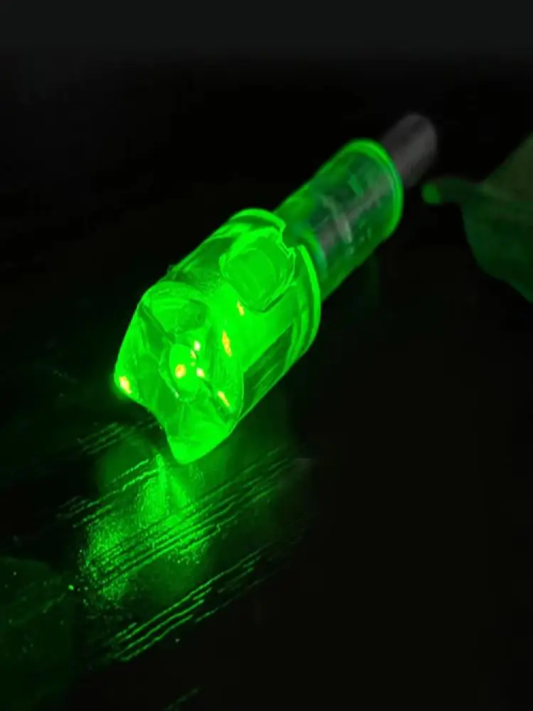 ID6.4mm flèche éclairée Nock haute visibilité tir à l'arc LED encoches de flèche avec.285 "/.297"/.300 "/.305" bagues arbalète tir à l'arc encoches
