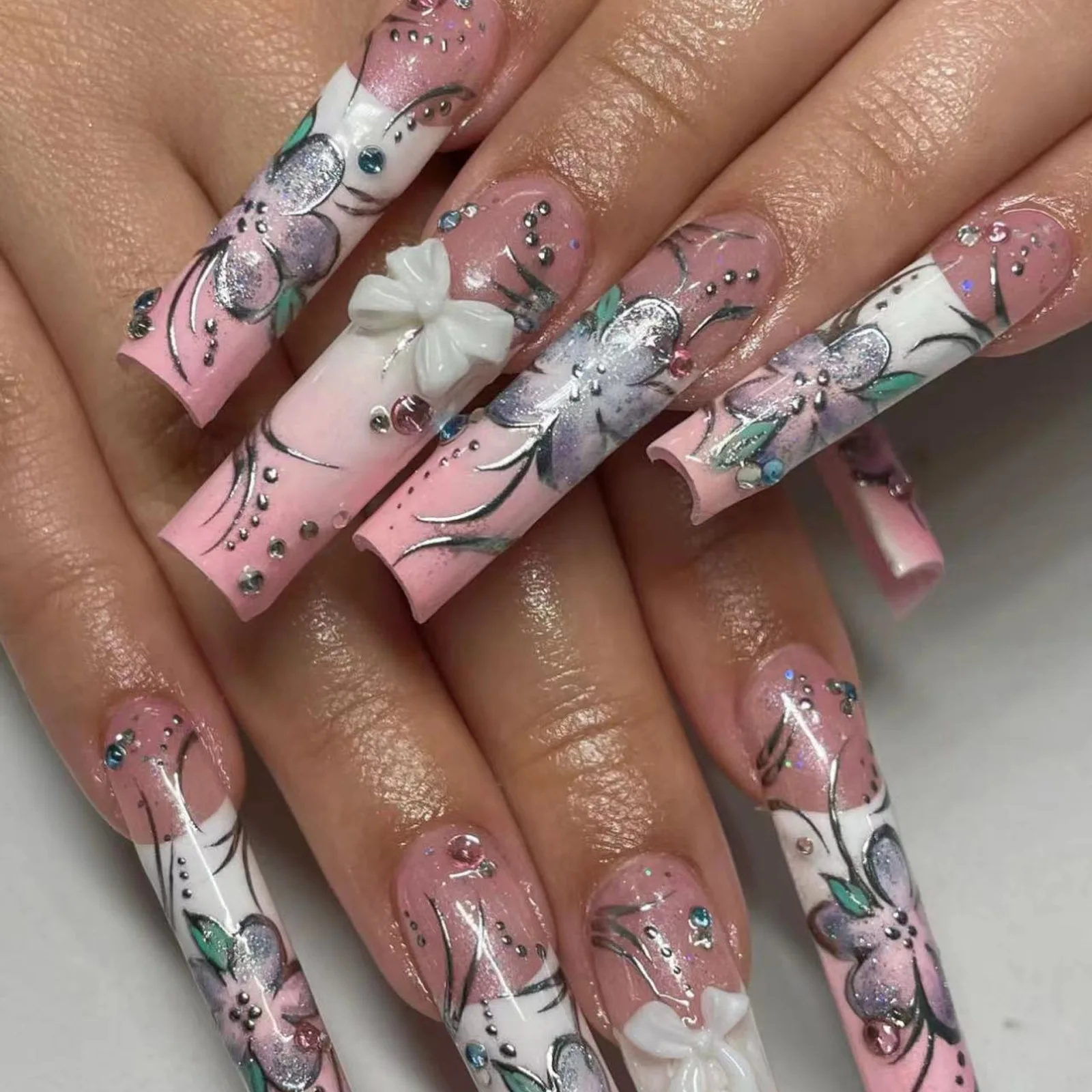 

24Pcs Long Square Nails Set Press on White Pink Gradient Wearable Fake Nail 3D Bow Rhinestone Flower Full Cover False Nails Tips