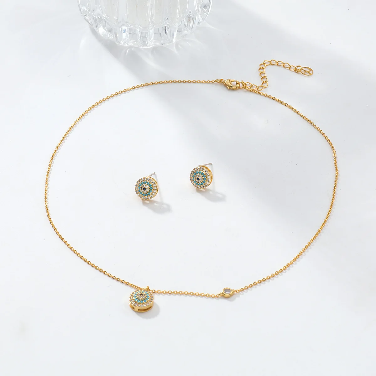 Autumn copper inlaid zirconium geometric necklace earrings two-piece set light luxury niche women's fashion simple