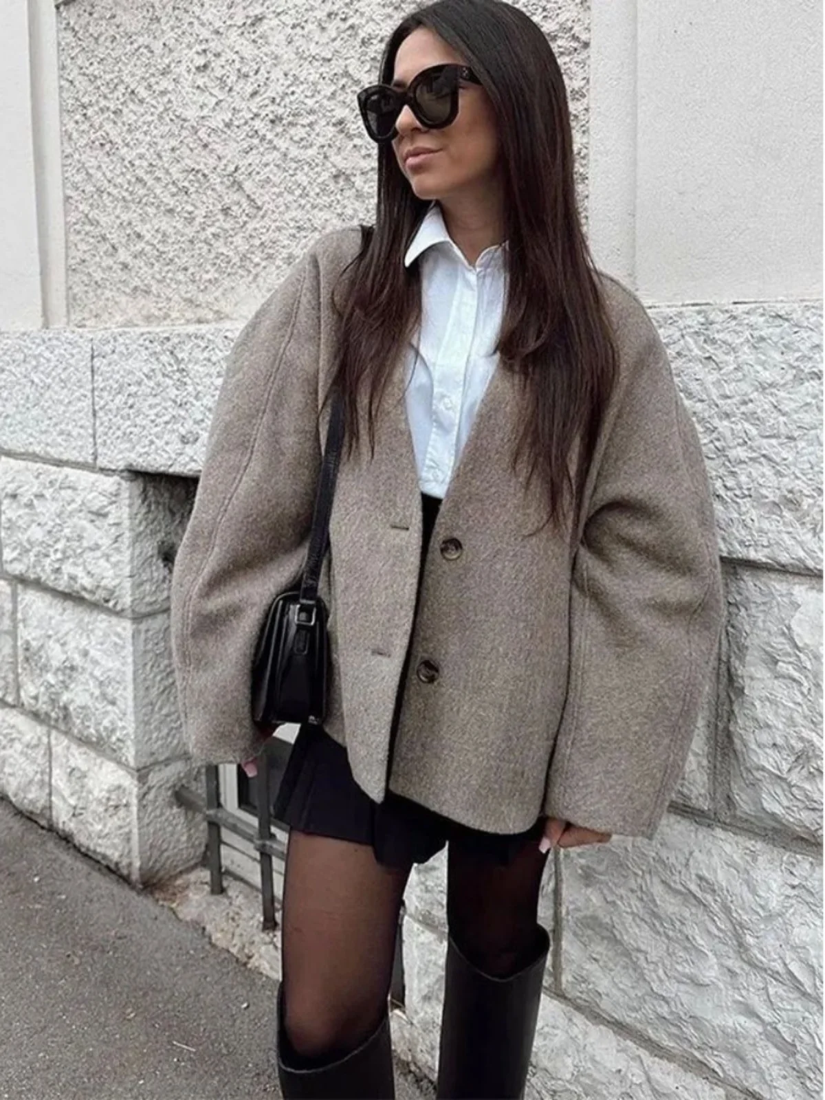 

Коричневый длинный костюм Све на пуговицах Jaet Street Sle Свободный крой Обычный дизайн Све Чистый цвет Осенняя коллекция Женская мода