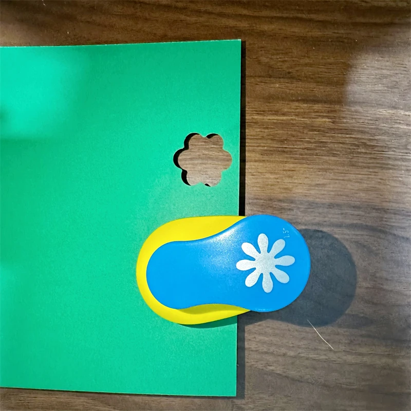 Thumbnail 4 - #71 Top Rated Paper Hole Punchers to Buy in 2026