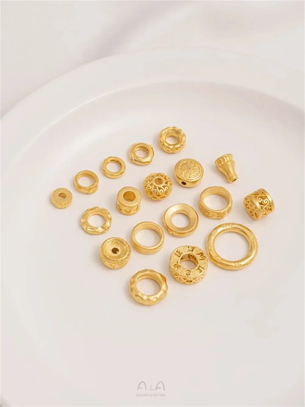 

Sand Gold Circular Running Ring Handmade Circular Ring Concentric Ring Large Hole Separated Bead DIY Woven Bracelet Accessories